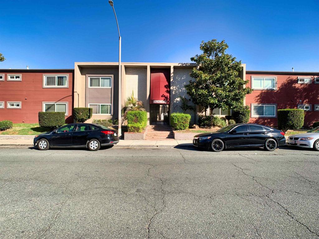 930 Peach Avenue Unit 17 — photo