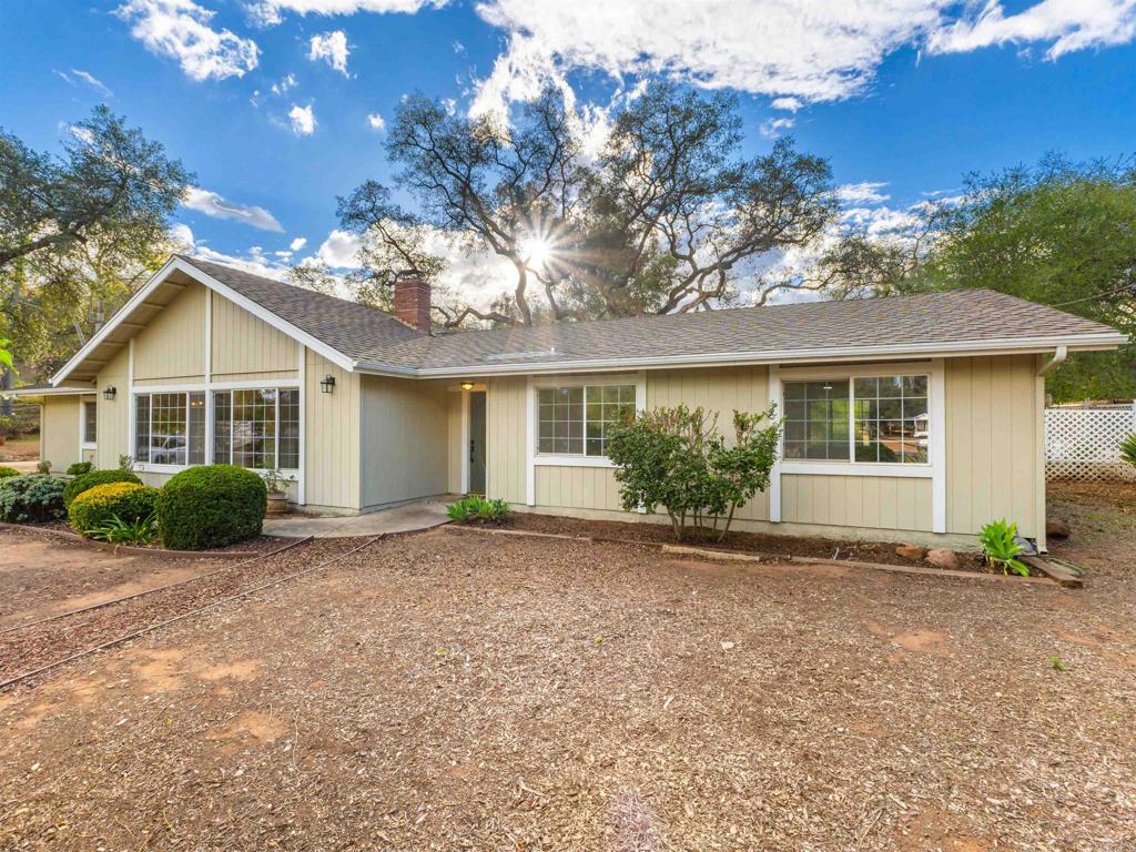 2240 Grace Lane — photo