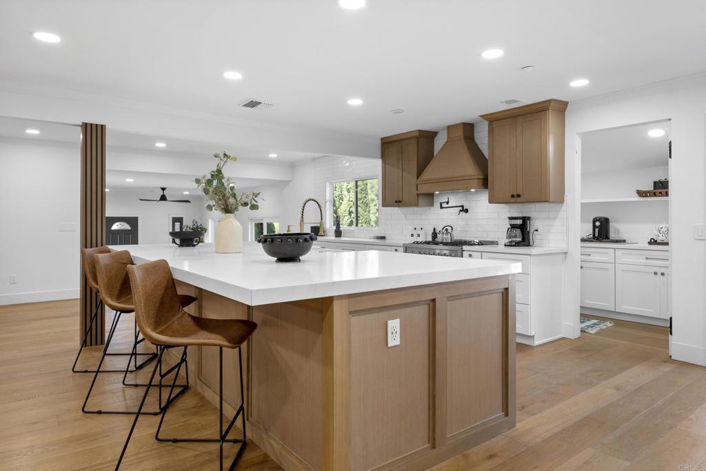 16021 Pomerado Road — photo