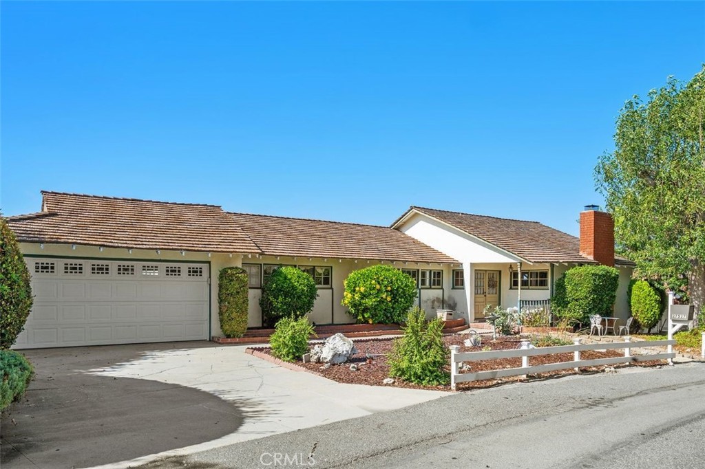 27527 Rainbow Ridge — photo