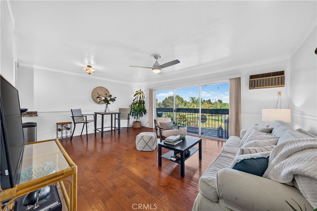 1061 Park Avenue Unit 306 — photo
