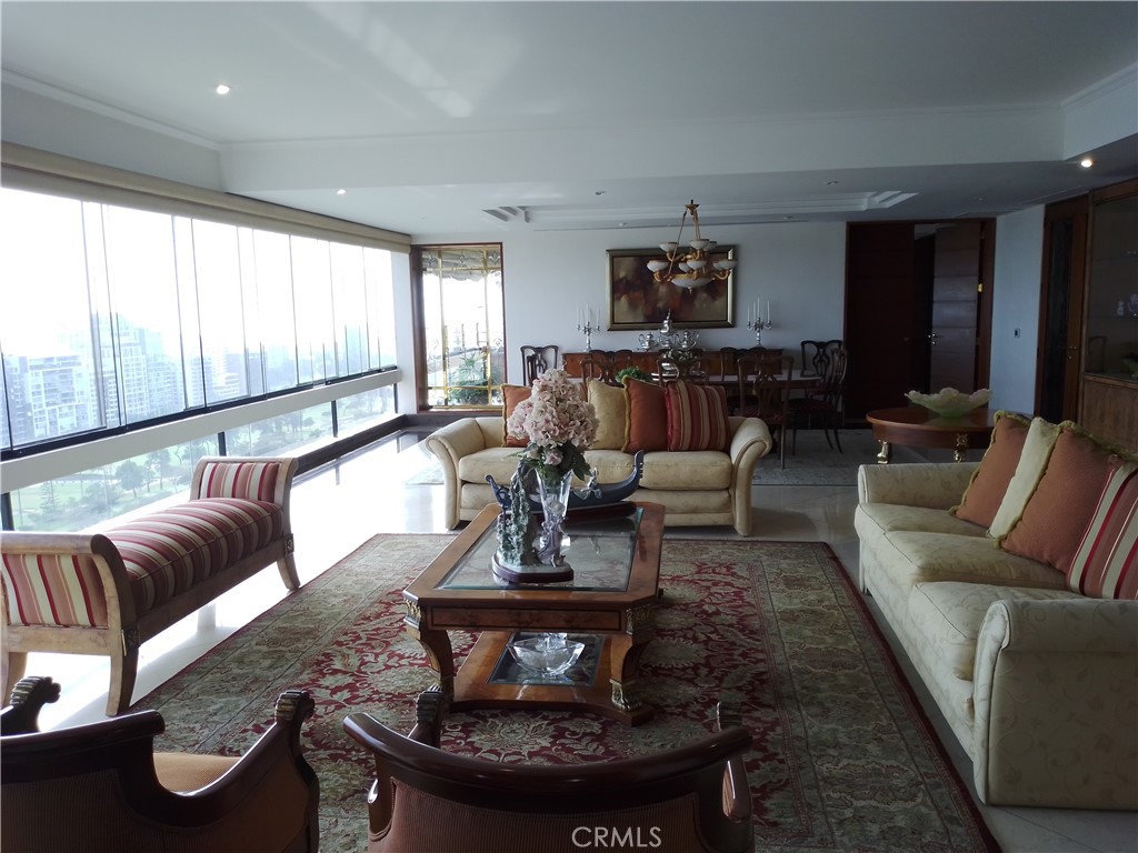 158 Aurelio Miro Quesada 2301 — photo