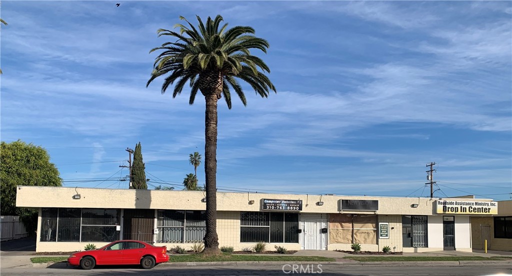 2105 W Compton, Compton, CA 90220 — photo 2