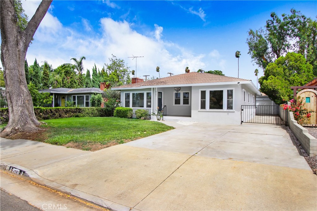 4061 Maplewood Pl — photo