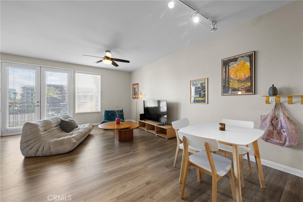 1801 E Katella 3163 — photo