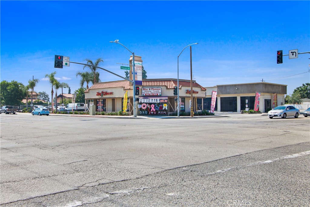 8521 Norwalk — photo