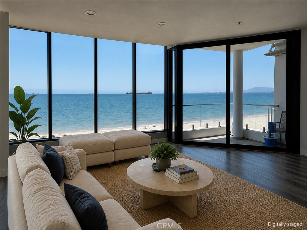 6117 E Seaside — photo