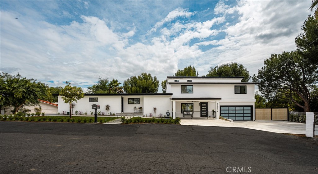 18182 Hutchings — photo