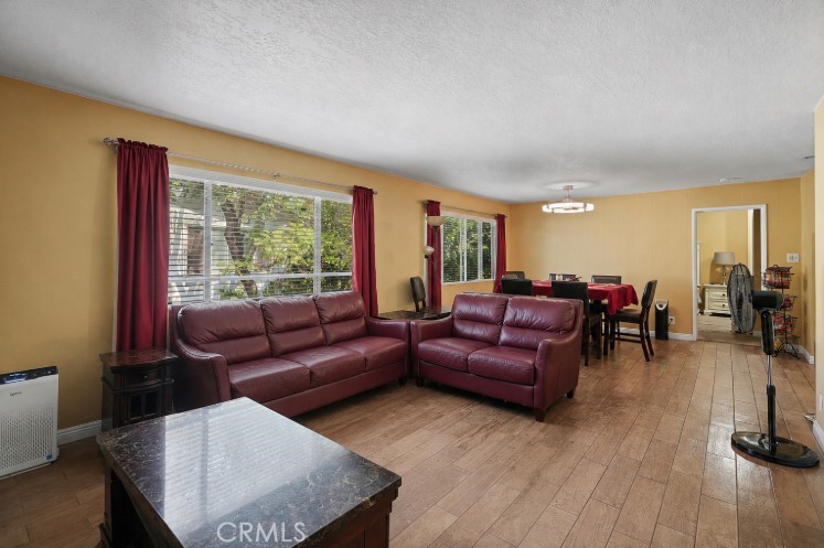 18601 Collins D30 — photo