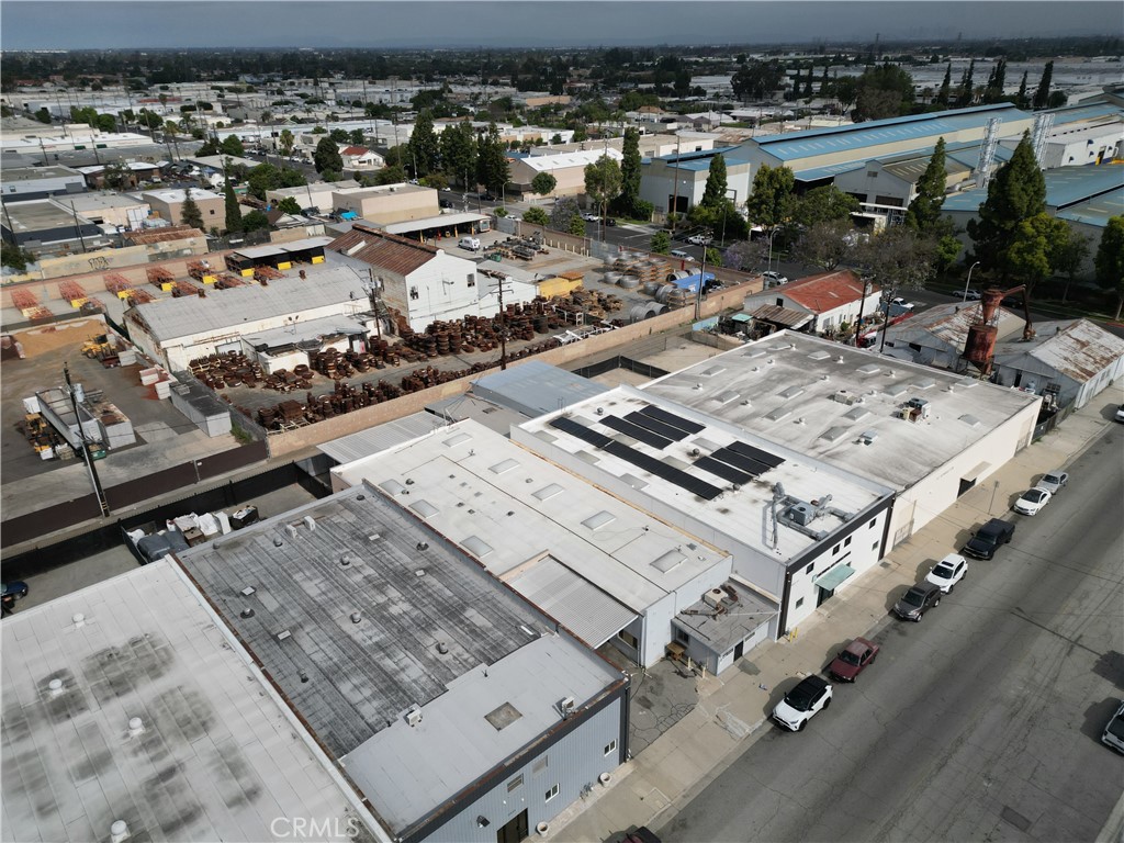 15527 Vermont — photo