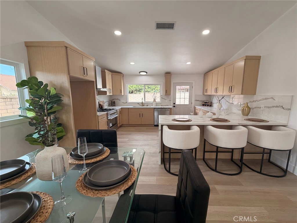 298 N Paseo Rio Blanco — photo
