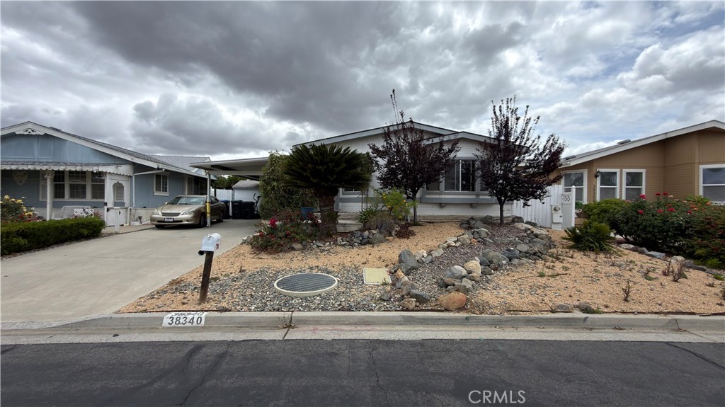 38340 Calle Cervato — photo