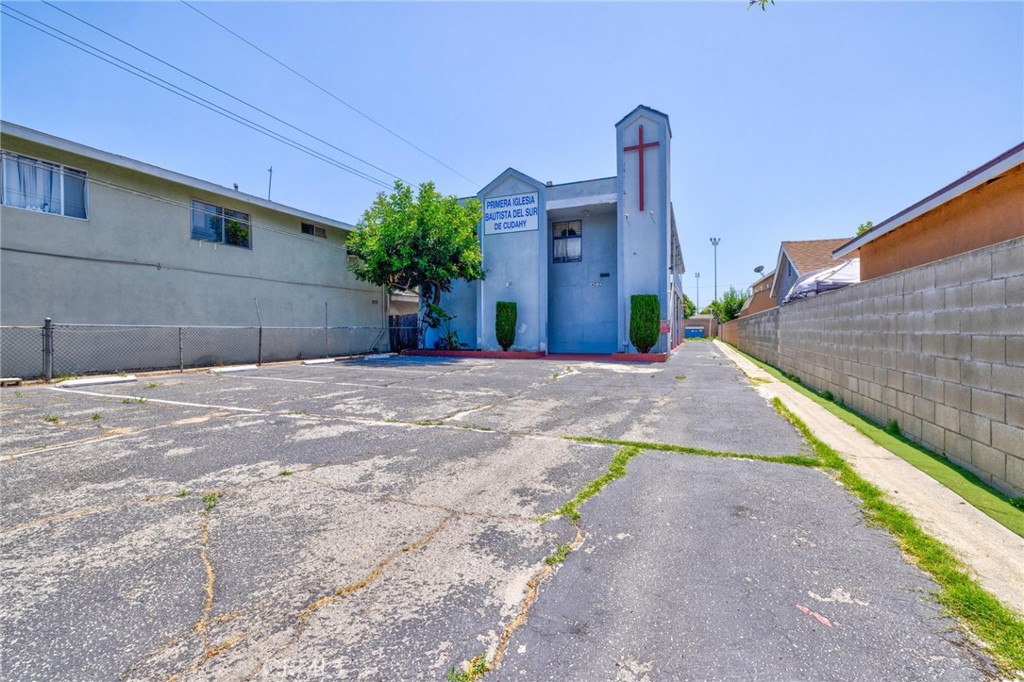 4212 Clara — photo