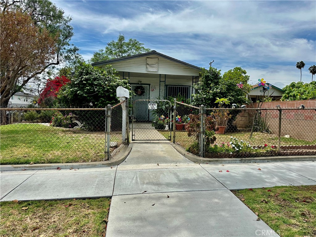 4160 Folsom Street — photo