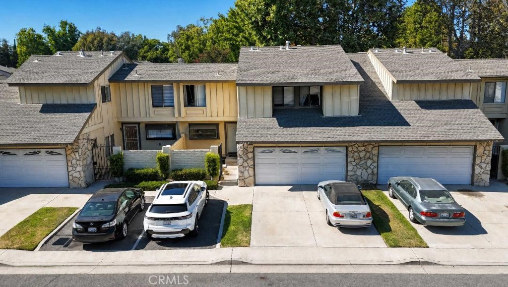 2514 N Tustin E — photo