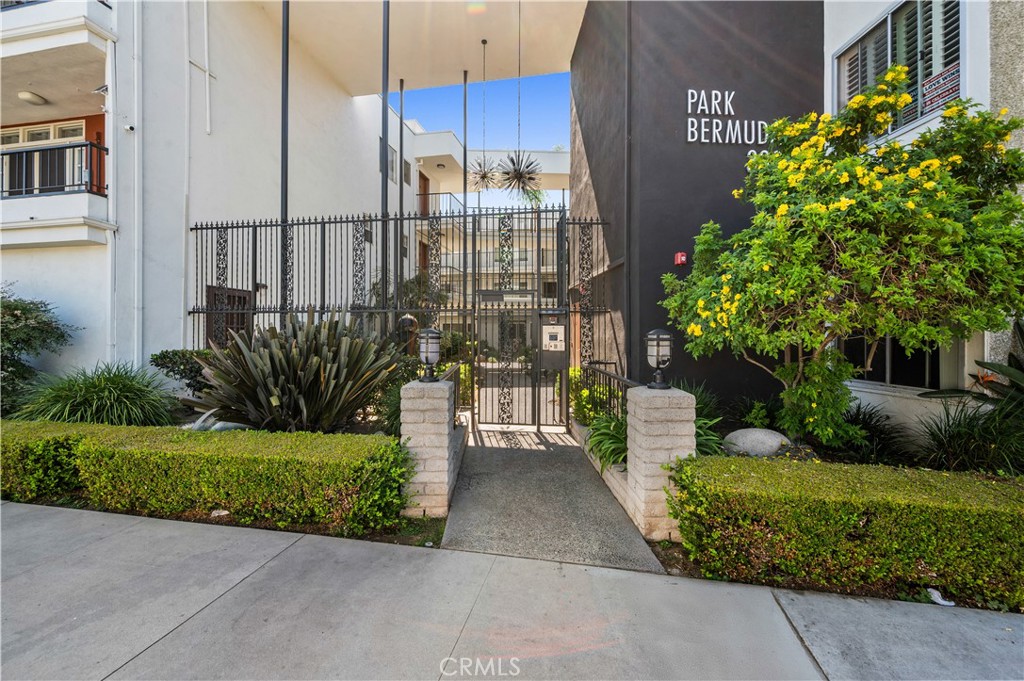 333 Junipero Avenue 1C — photo