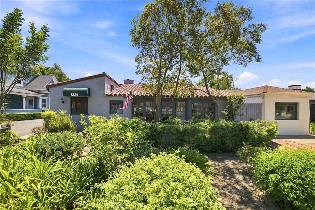 1324 E Chapman, Orange, CA 92866 — photo 2