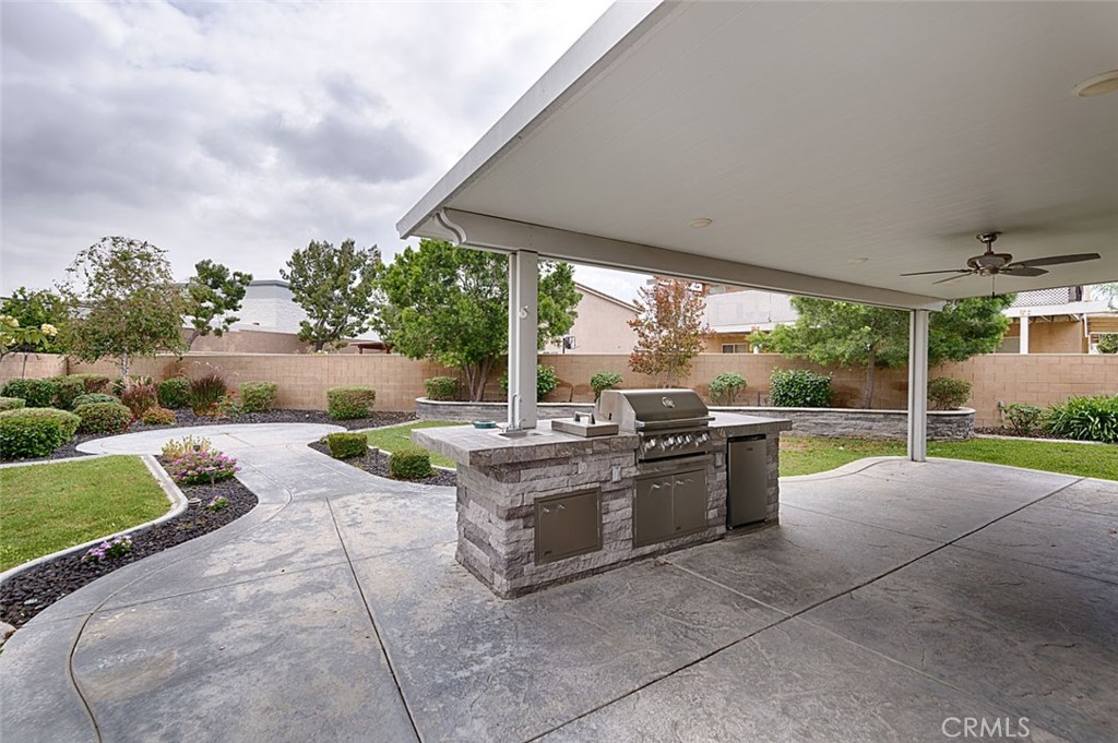 6326 Lavender Street — photo
