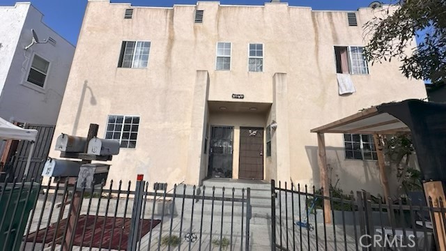 1470 B Henderson — photo
