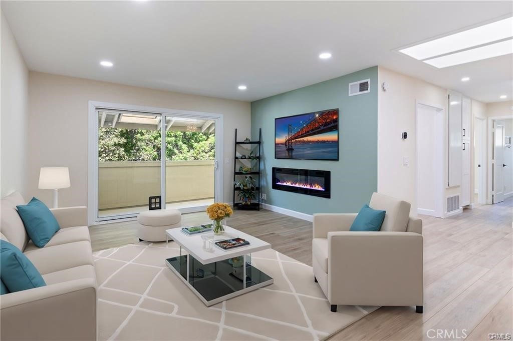 13640 La Jolla — photo