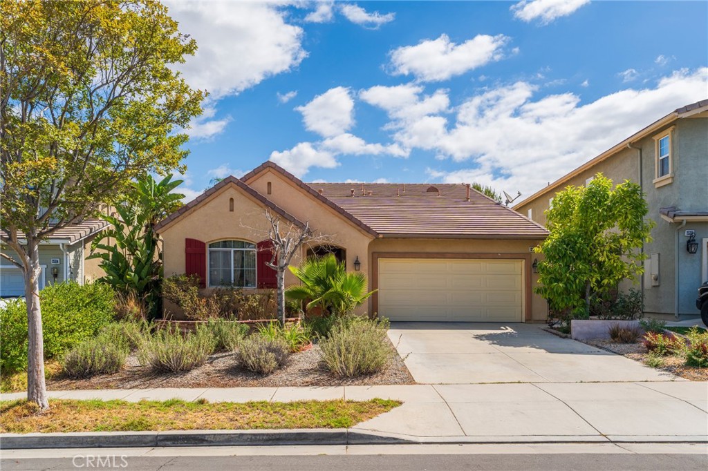 25326 Grandfir Court — photo