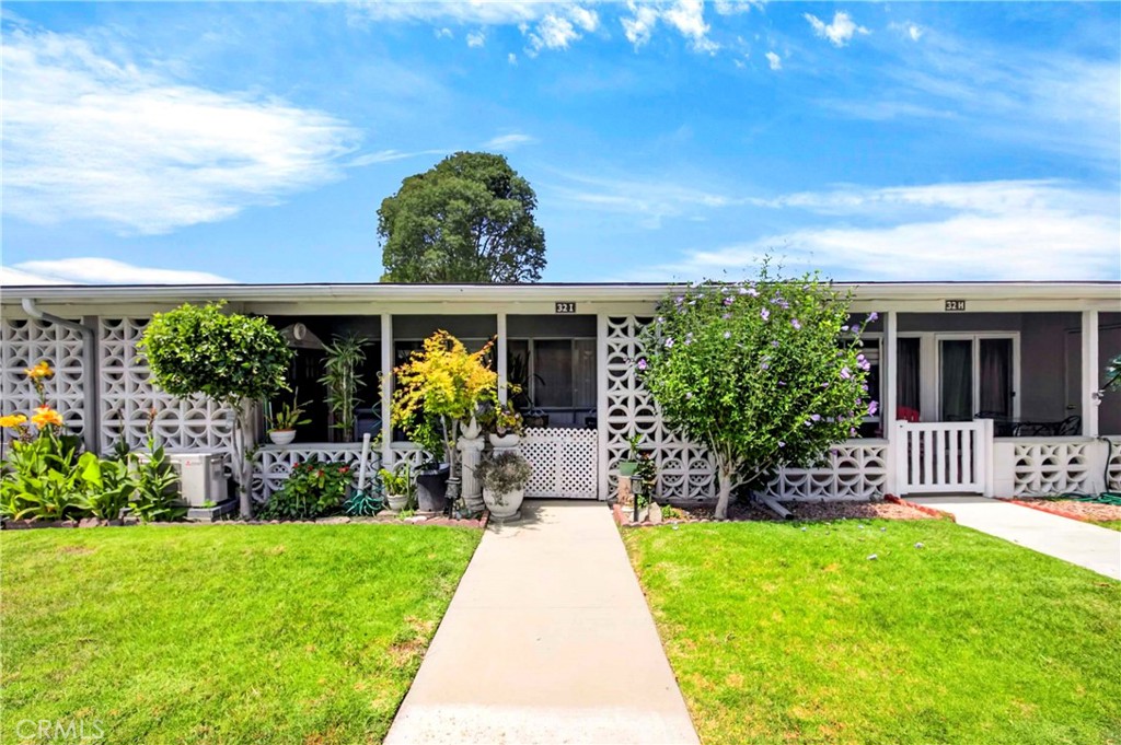 13730 Annandale Drive 32-I — photo