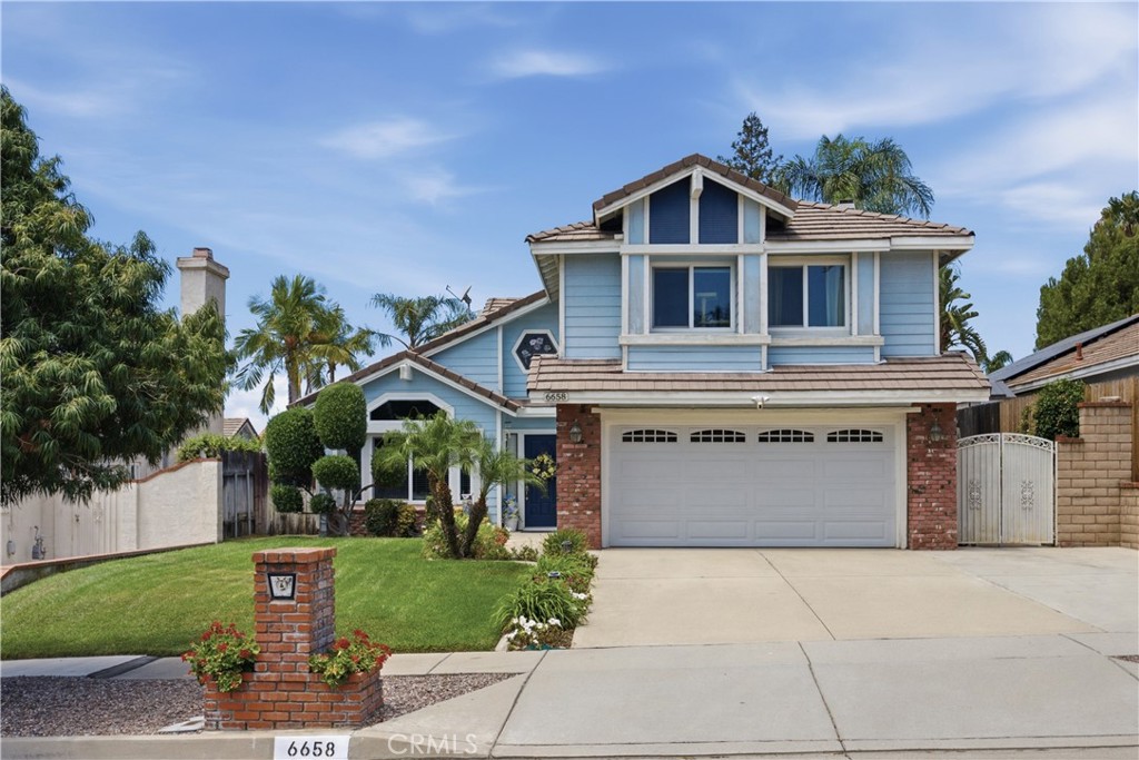 6658 Fresno Court — photo