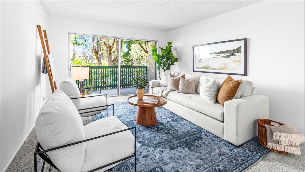 564 N Bellflower 116 — photo