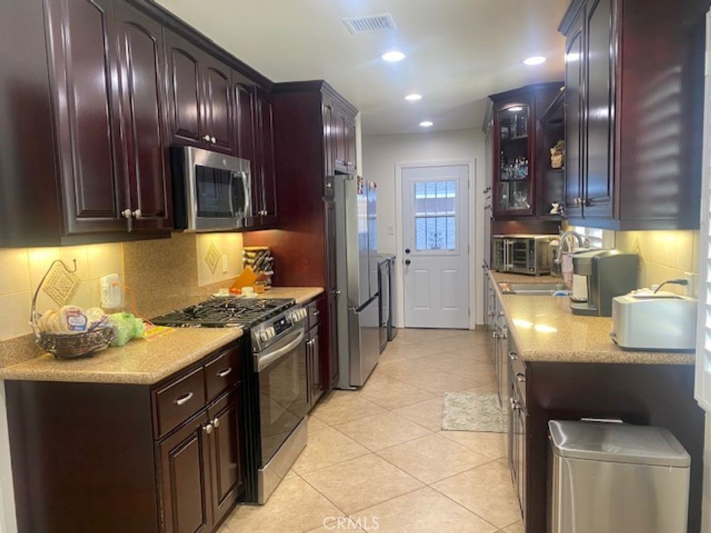 4849 Pearce — photo