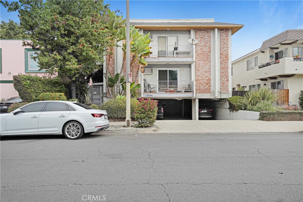 12735 Caswell 7 — photo