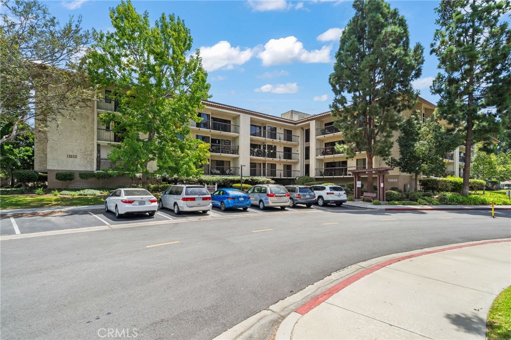 13650 Del Monte Dr 40C — photo