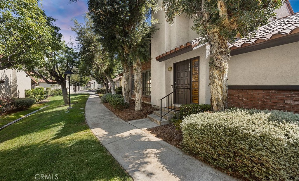 607 Santa Cruz Court — photo