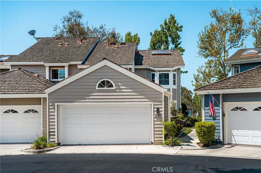 470 Medford Court Unit 102 — photo