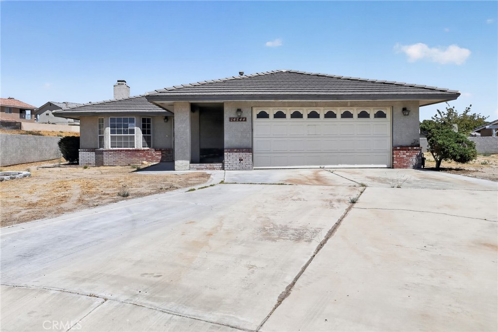 14744 Grafton — photo