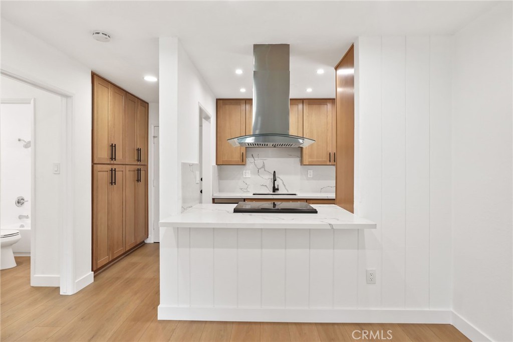 1030 W Macarthur 86 — photo