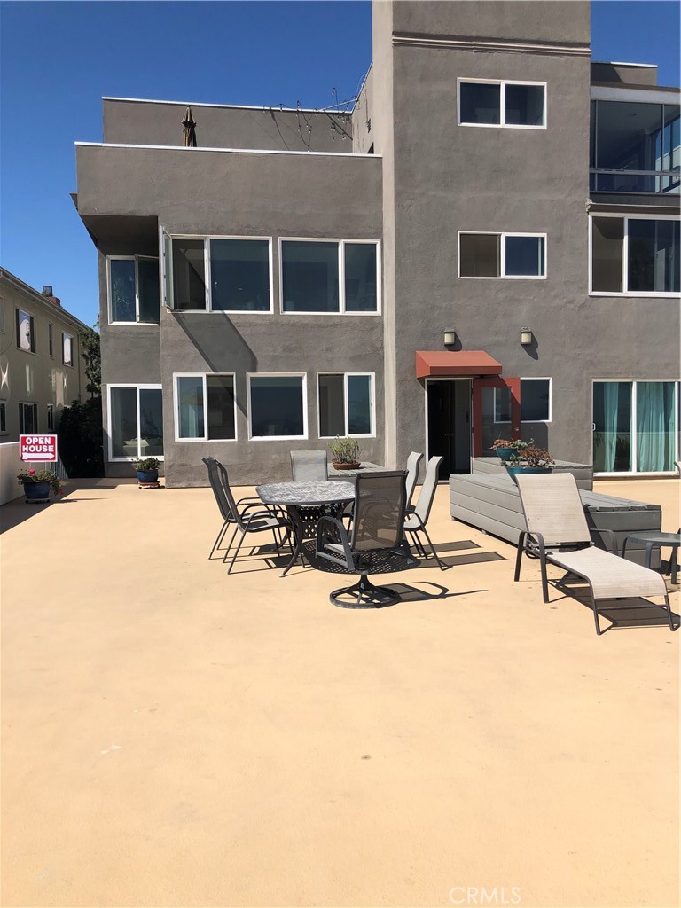 1174 E Ocean Boulevard 7 — photo