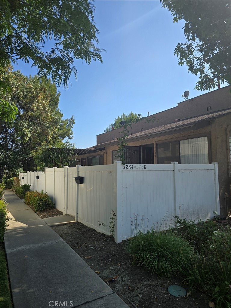 2288 Loma Alta Drive 6 — photo