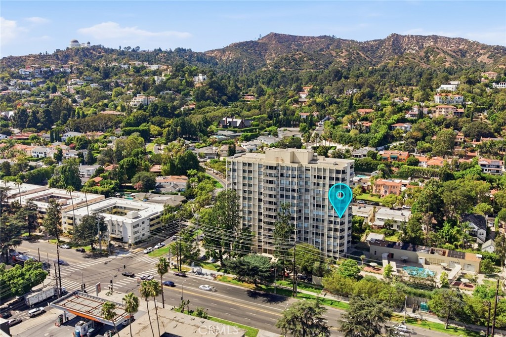 4455 Los Feliz Boulevard 601 — photo