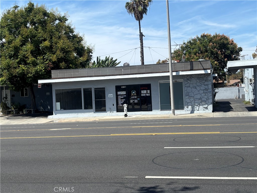 1815 W 17th — photo