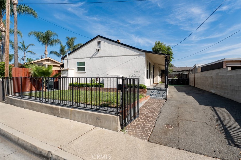 4327 E Philo, Orange, CA 92869 — photo 2