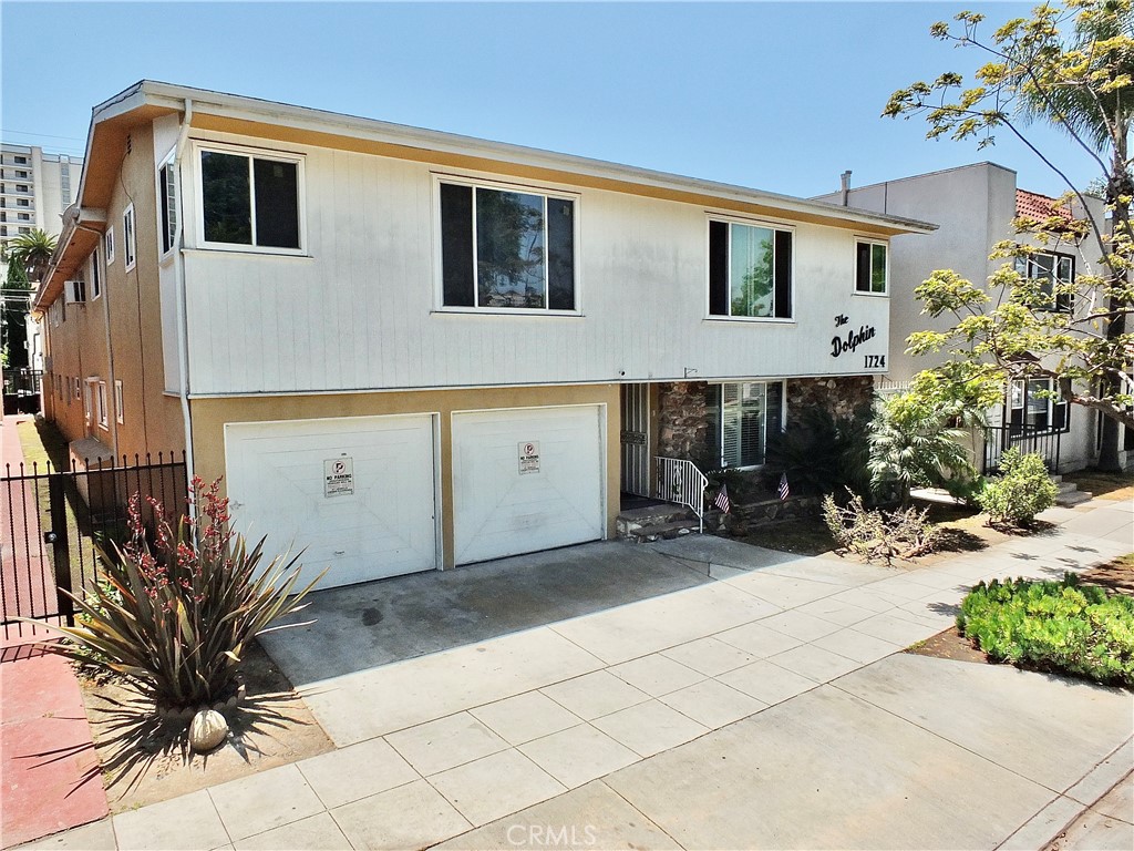 1724 E 1st 3 — photo