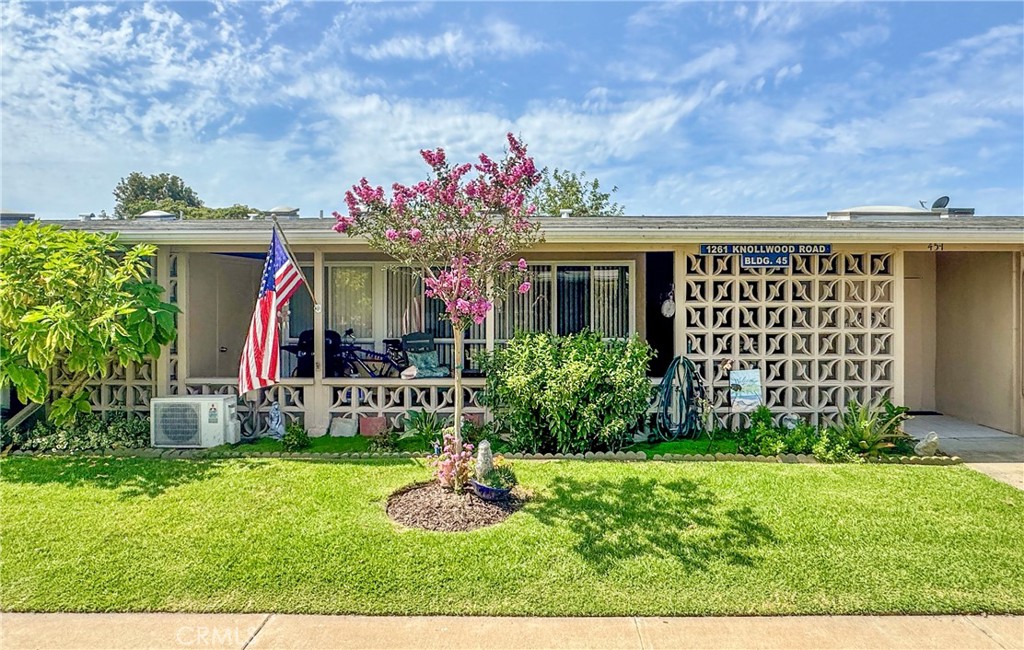 1261 Knollwood Road M4-45i — photo