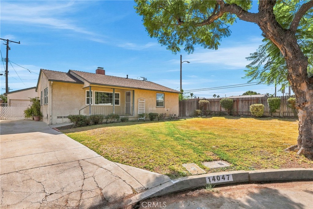 14047 Allerton — photo