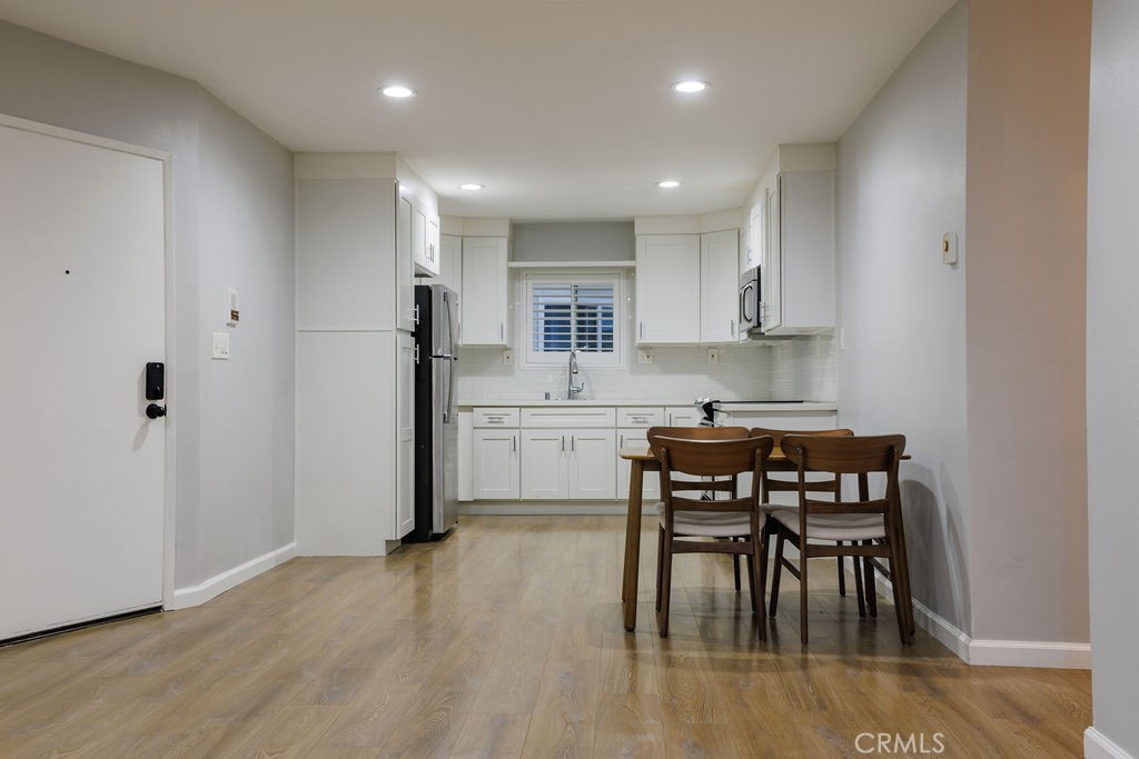 1108 Camino Real 308 — photo