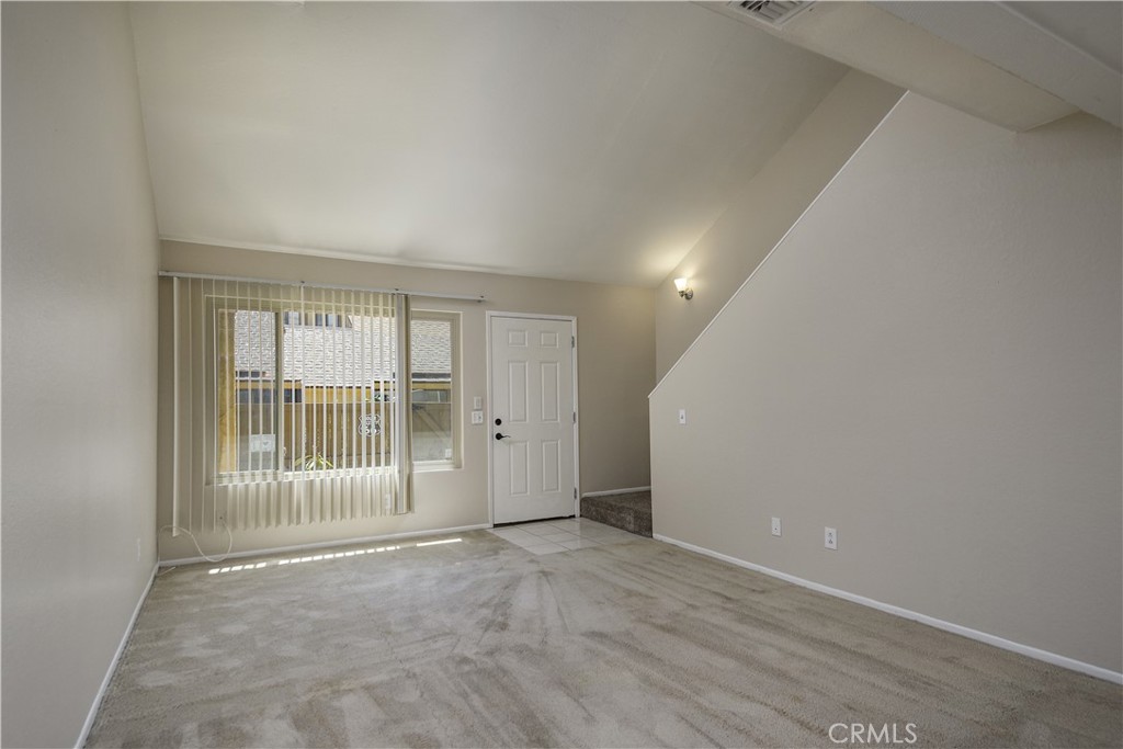 435 W 9th #E1, Upland, CA 91786 — photo 2