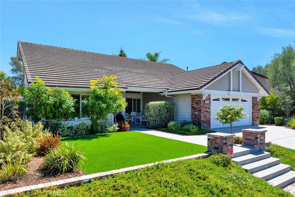 7710 E Strawberry Ridge — photo