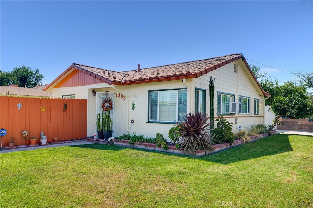 1802 E 53rd, Long Beach, CA 90805 — photo 2