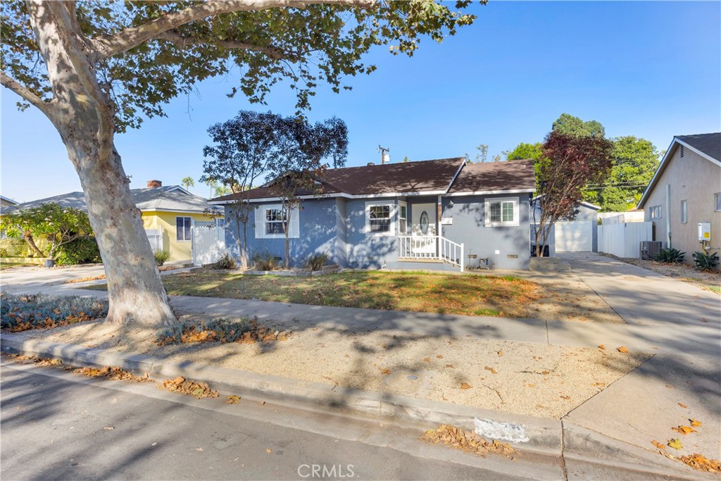 353 S Crest — photo