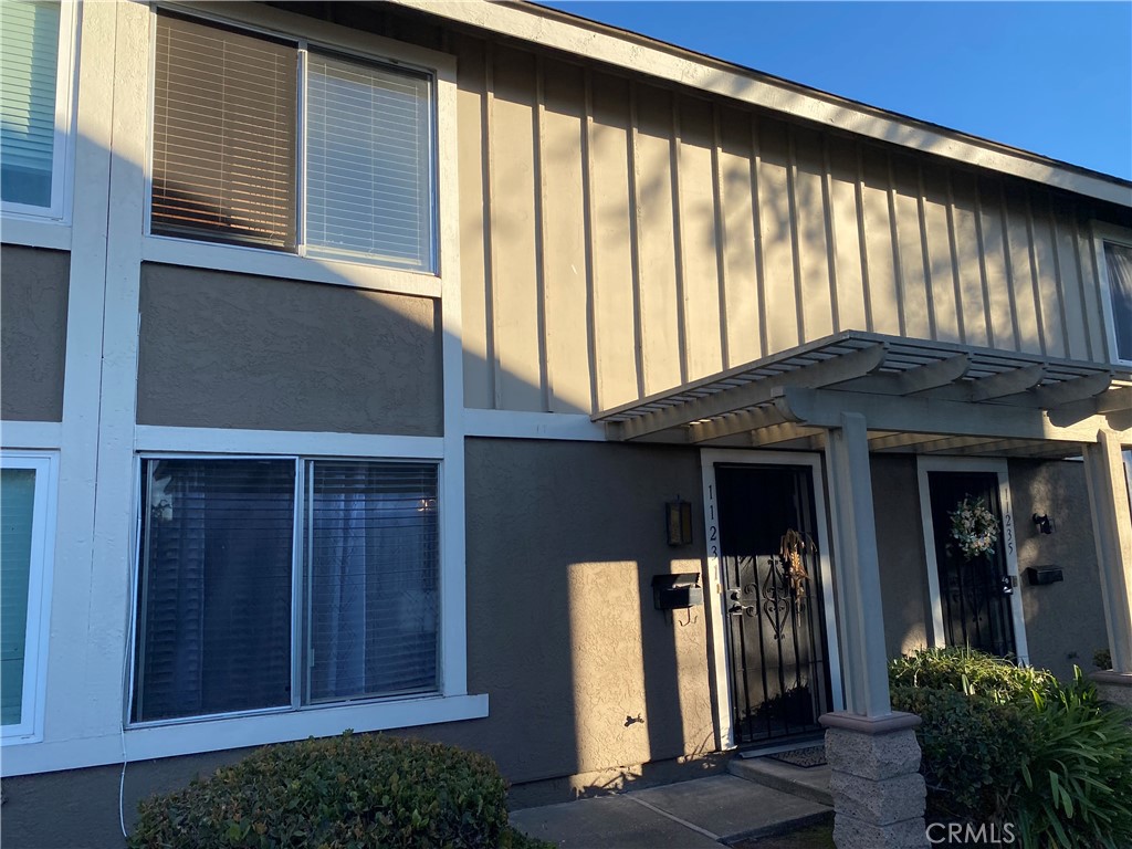 11231 Windemere — photo