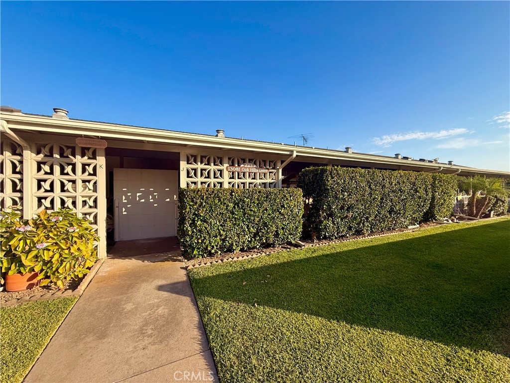 13081 Oak Hills Drive 223J — photo